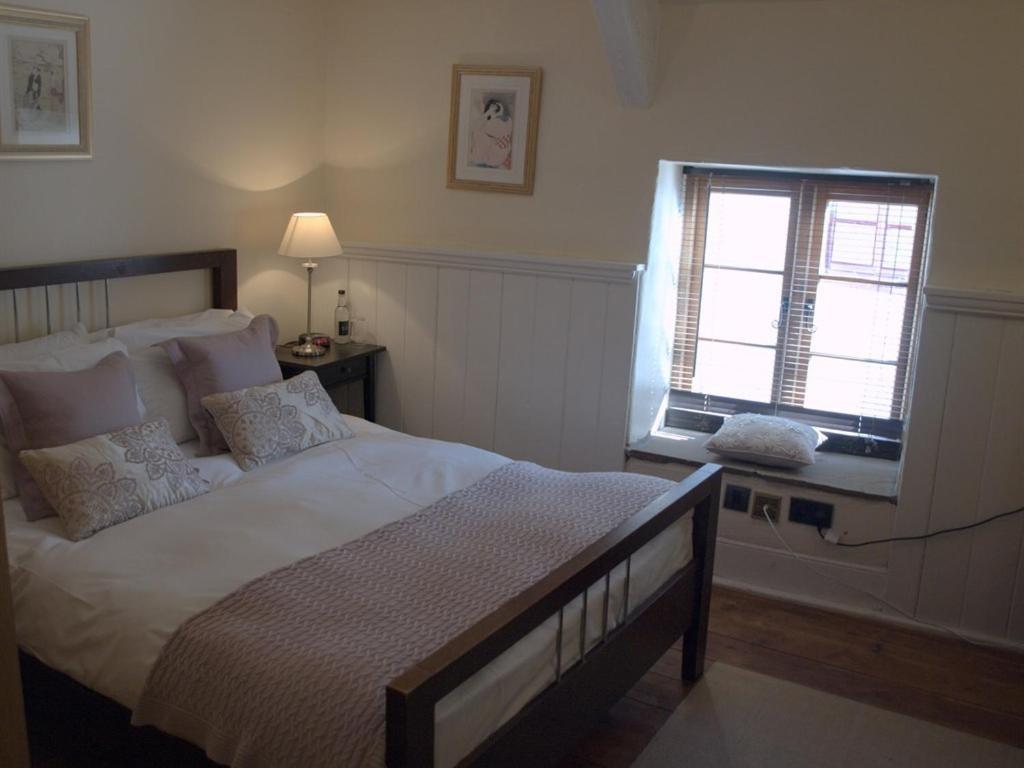 Kings Arms Hotel Abergavenny Rum bild