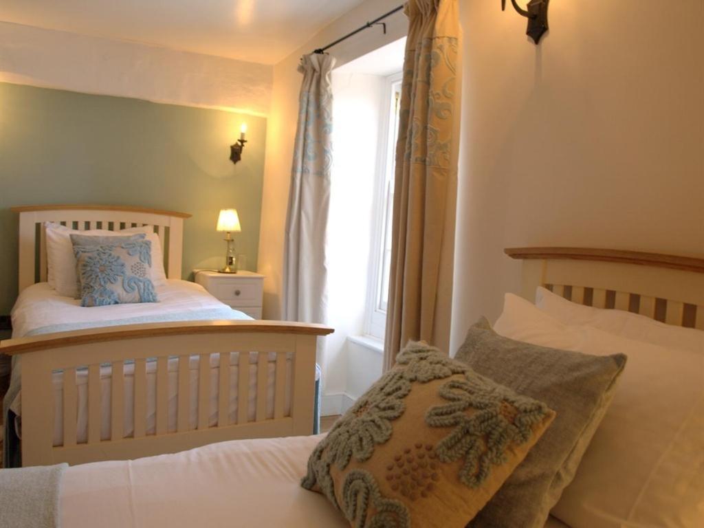 Kings Arms Hotel Abergavenny Rum bild